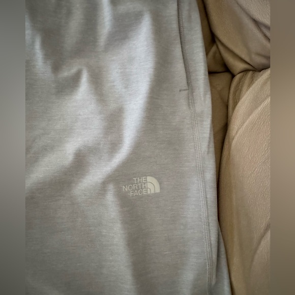 THE NORTH FACE Women's Plus Dune Sky Jogger - Picture 9 of 17